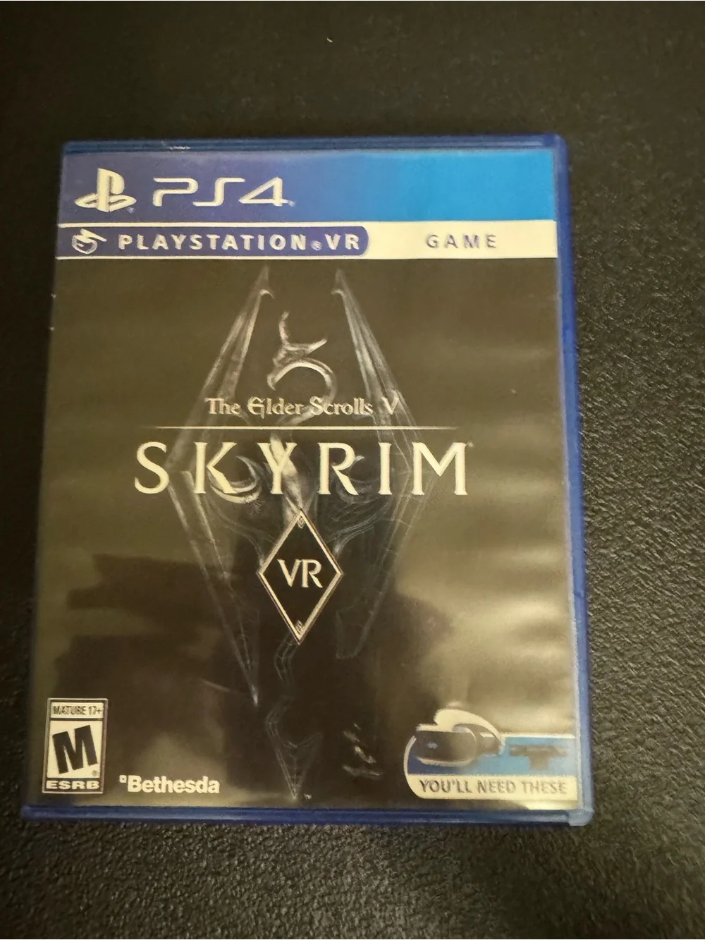 Skyrim V VR PS4 Game Disc